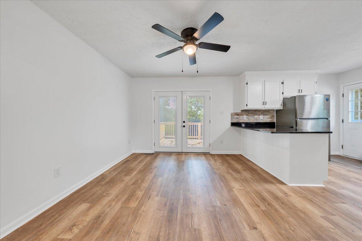 427 Farmington RD