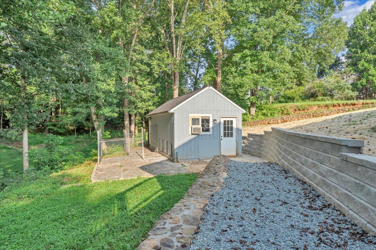 427 Farmington RD