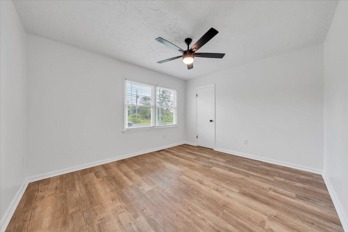 427 Farmington RD