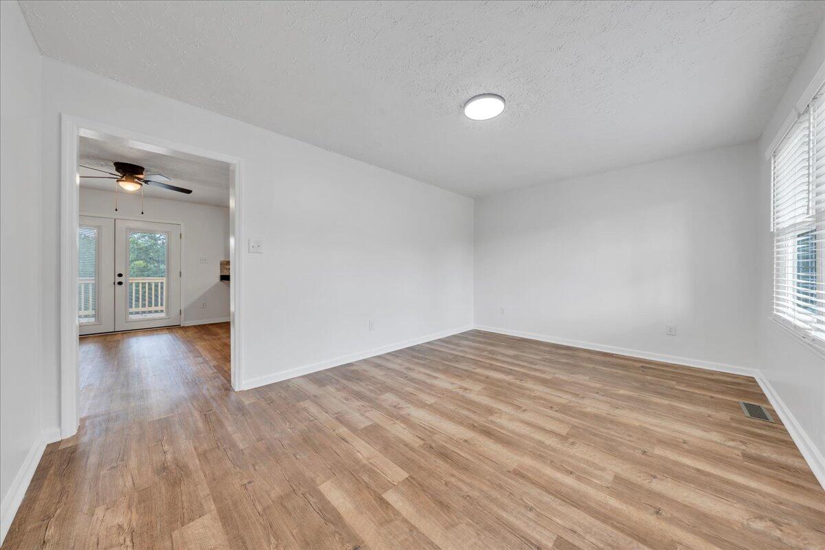 427 Farmington RD