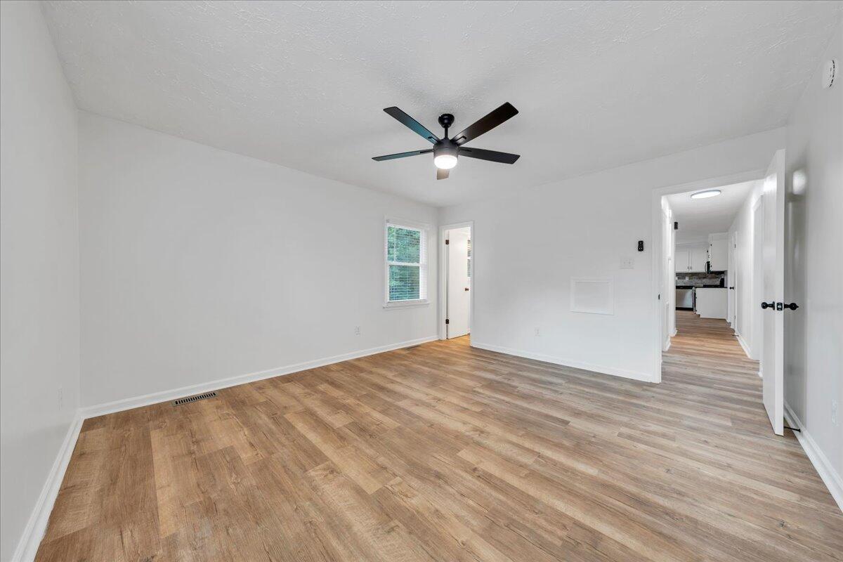 427 Farmington RD