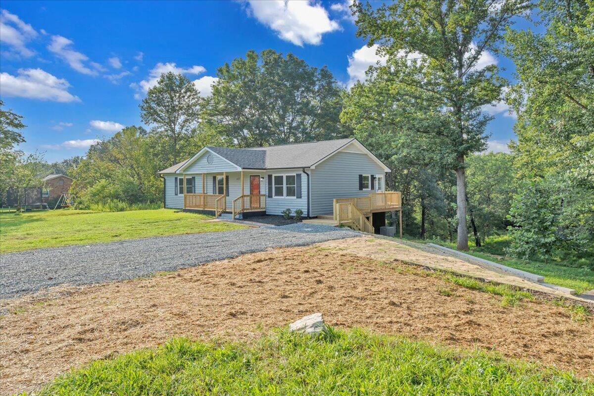 427 Farmington RD