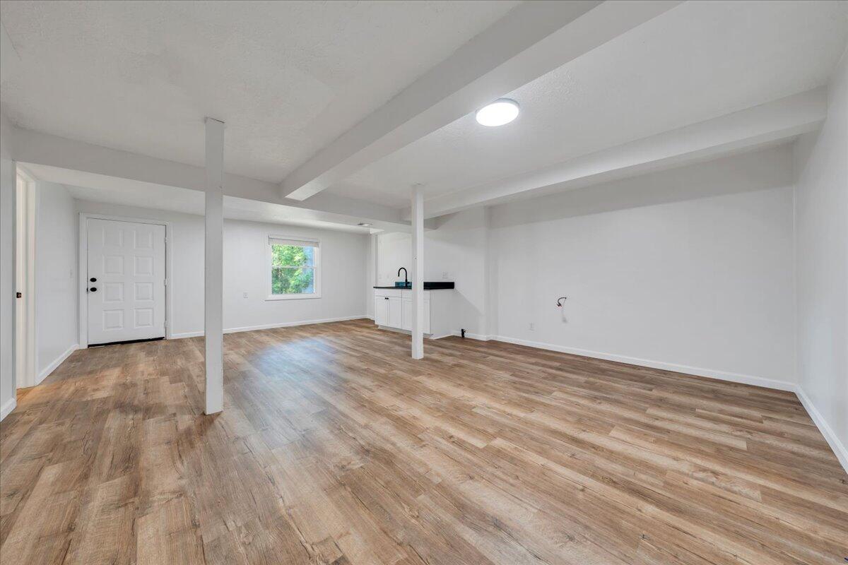 427 Farmington RD