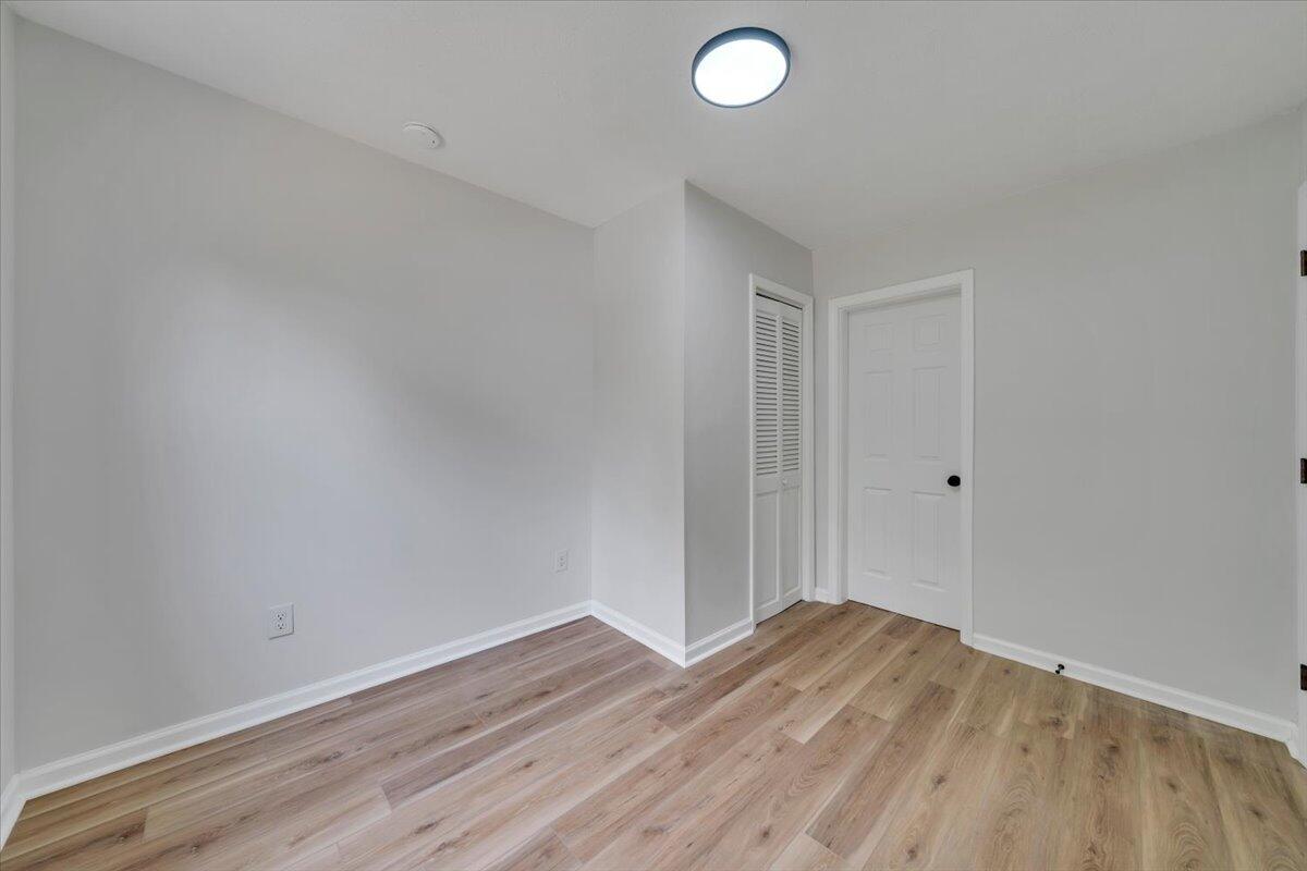 24 Robin Ridge RD