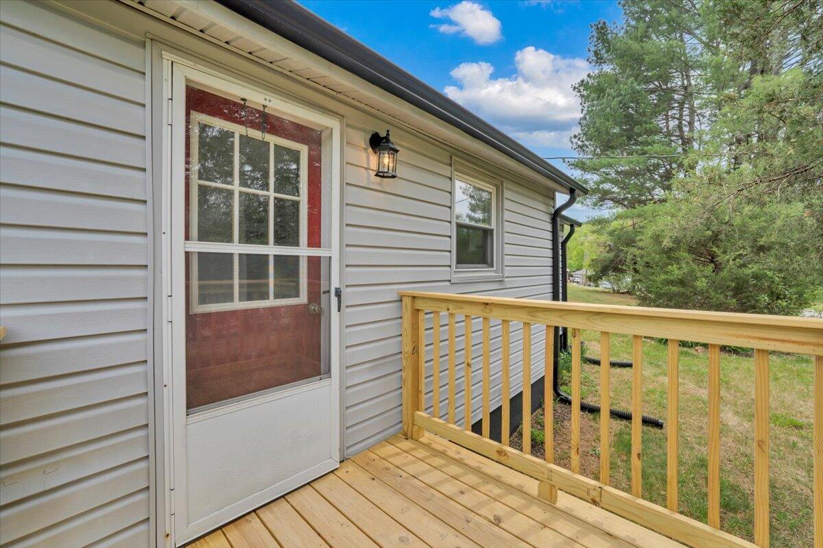 24 Robin Ridge RD