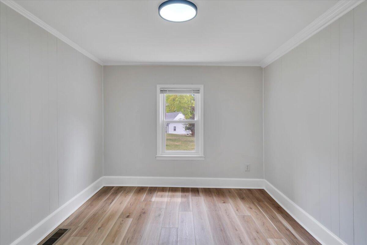24 Robin Ridge RD