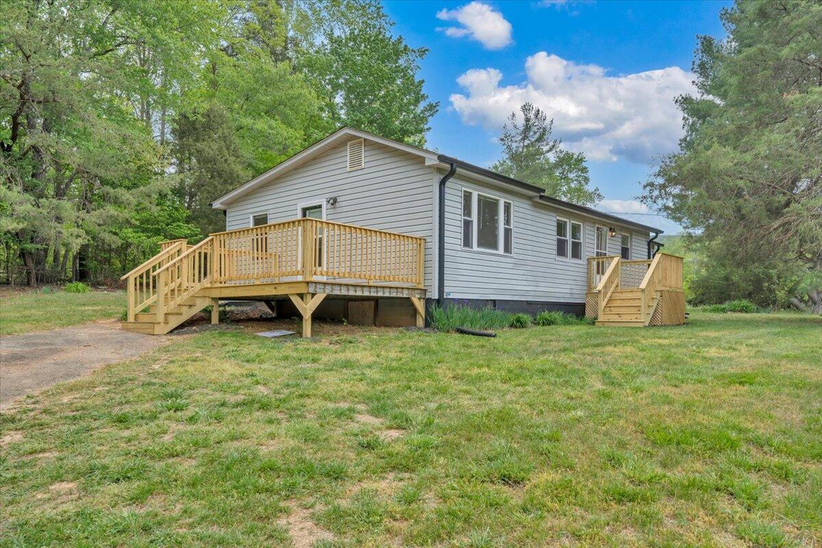 24 Robin Ridge RD