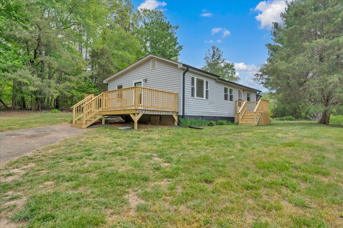 24 Robin Ridge RD