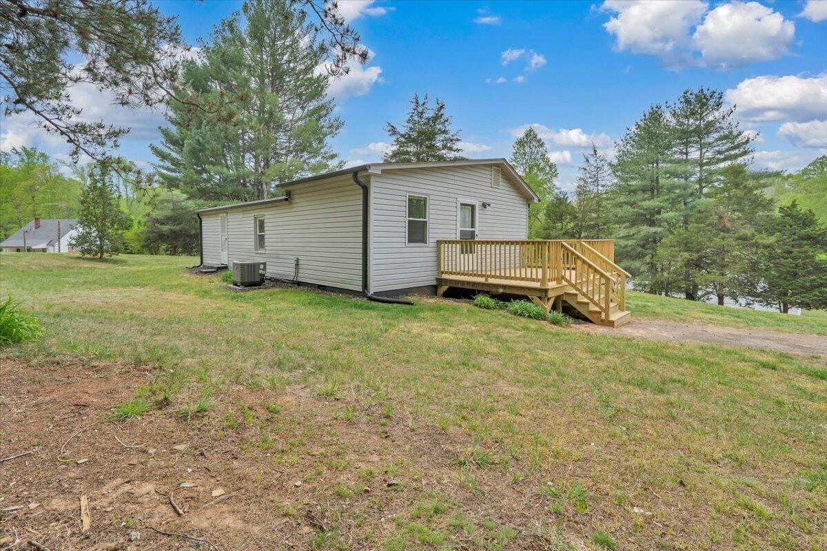 24 Robin Ridge RD