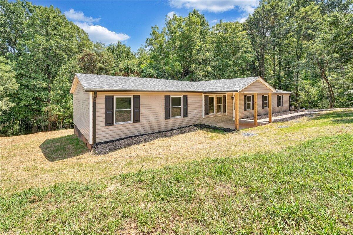 265 Meadow DR