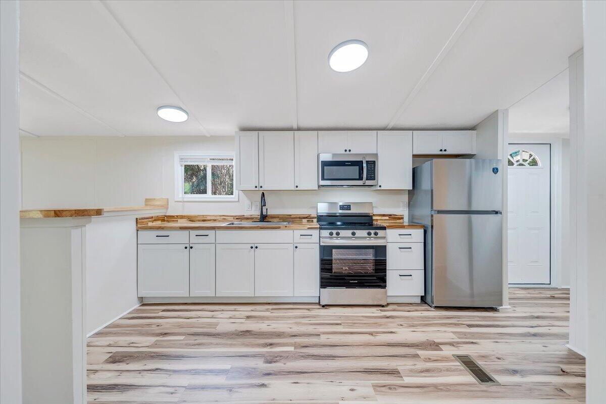265 Meadow DR