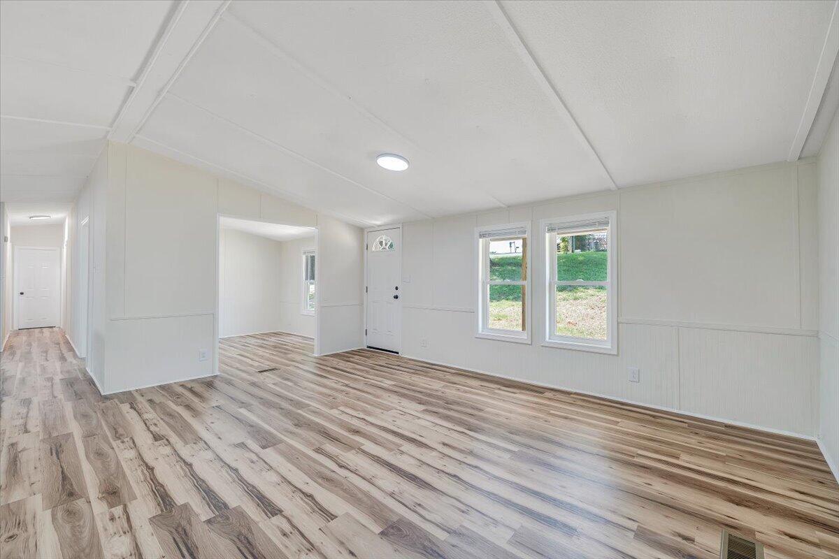 265 Meadow DR