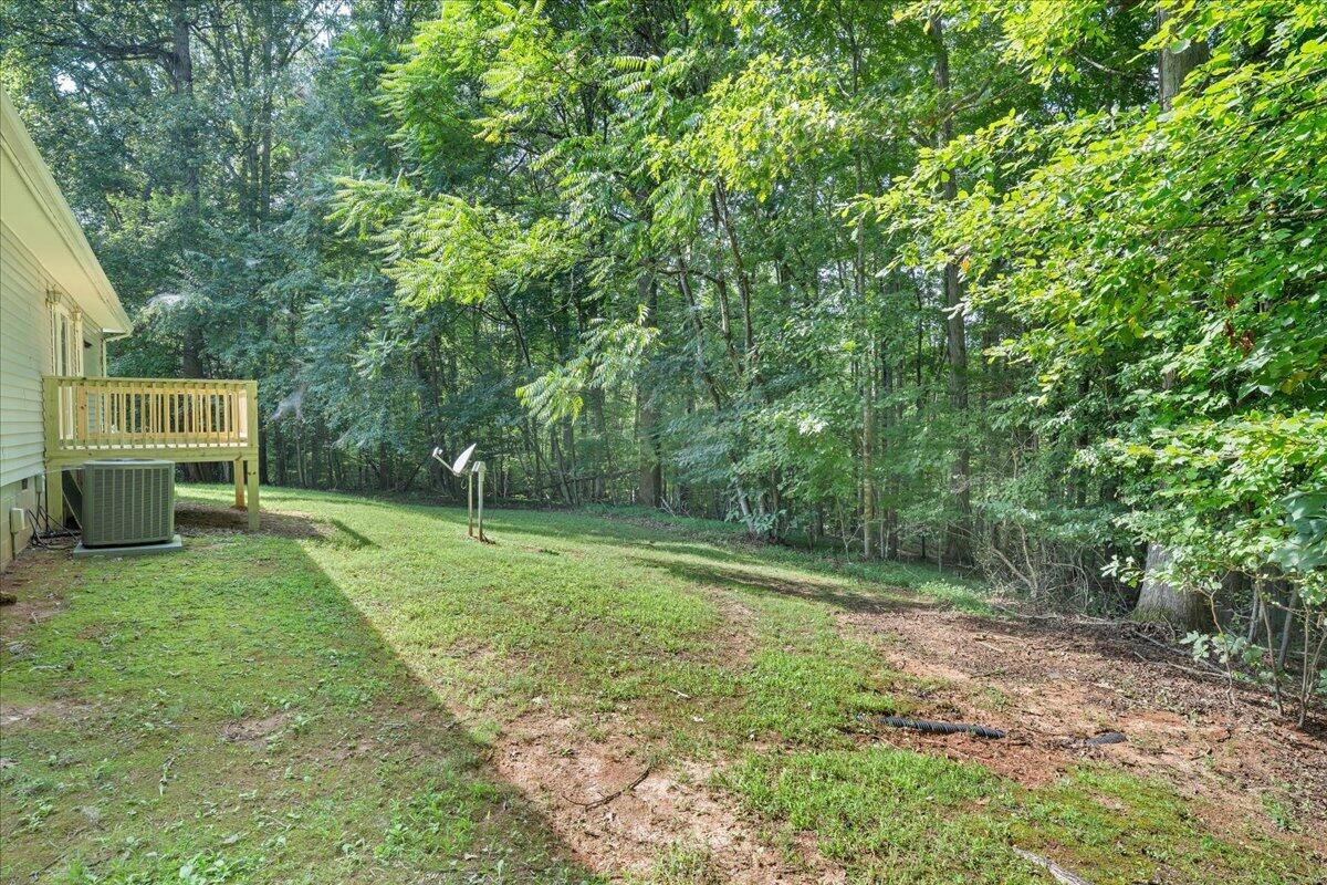 4562 Airport RD