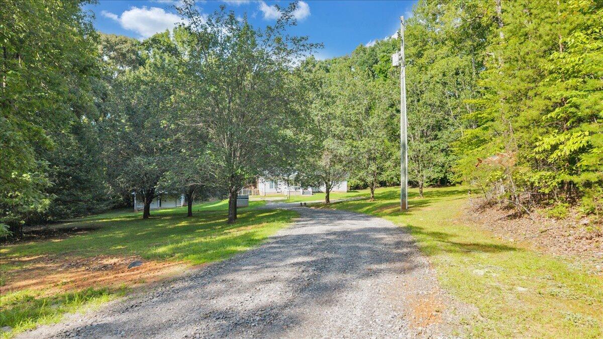 4562 Airport RD