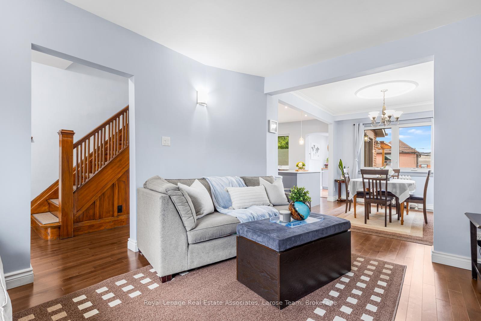 134 Holland Park Avenue, Toronto
