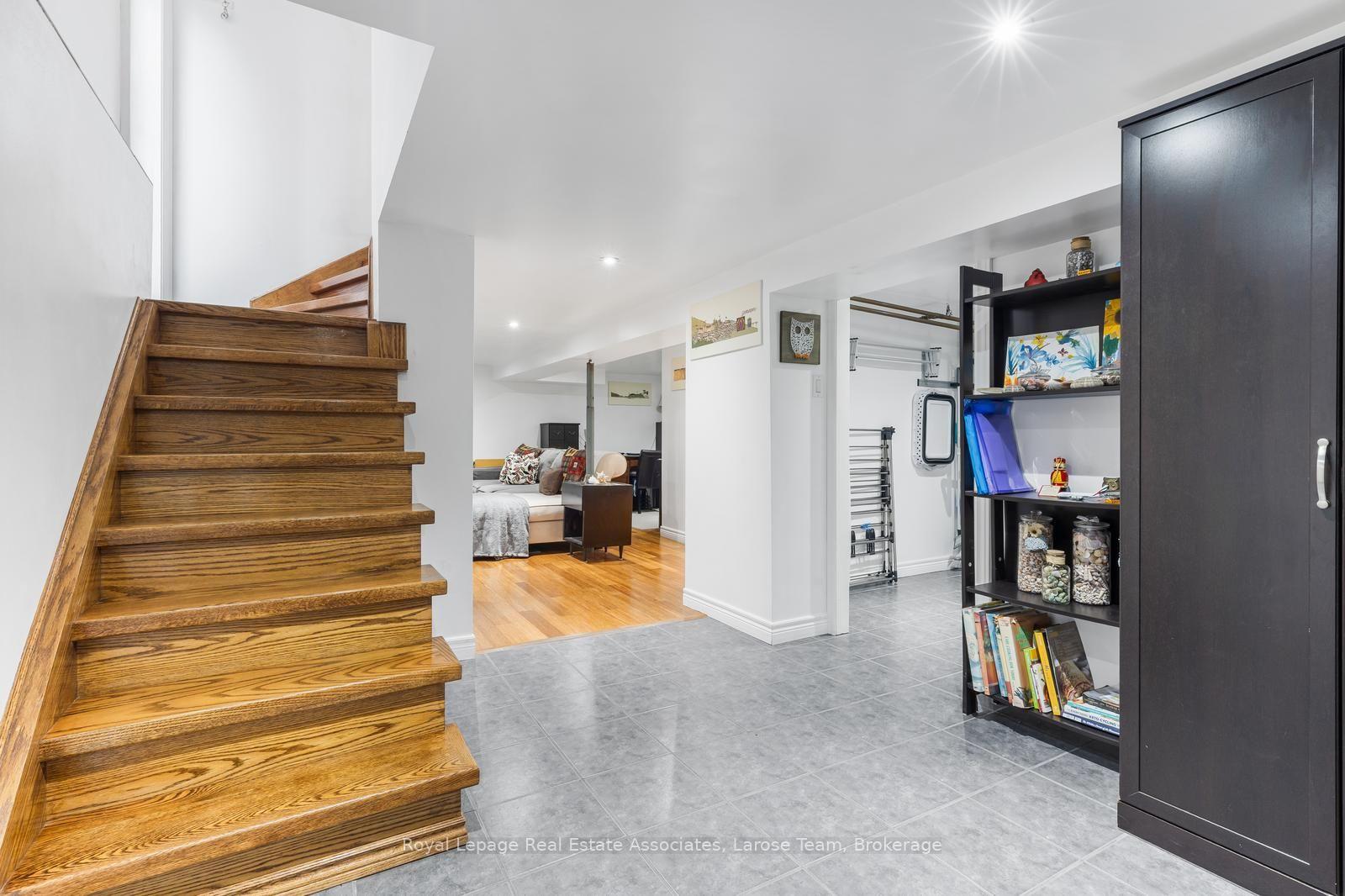 134 Holland Park Avenue, Toronto