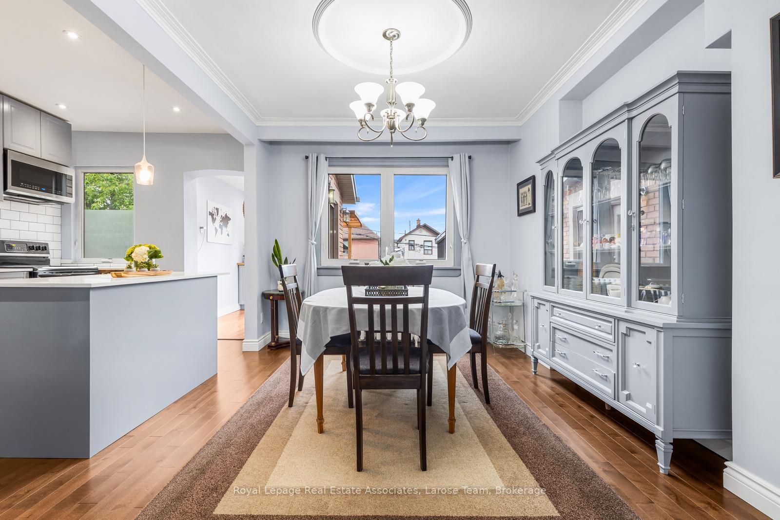 134 Holland Park Avenue, Toronto