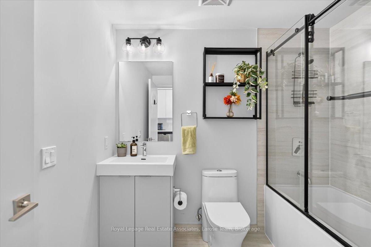 2920 Highway 7 Road 3707