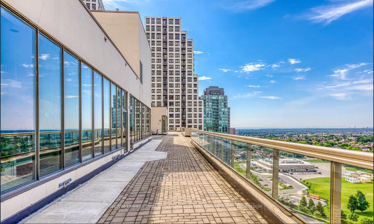 #Ph02 - 55 Elm Drive Unit: Ph02