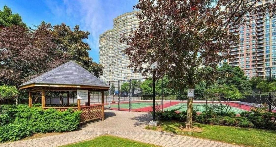 #Ph02 - 55 Elm Drive Unit: Ph02