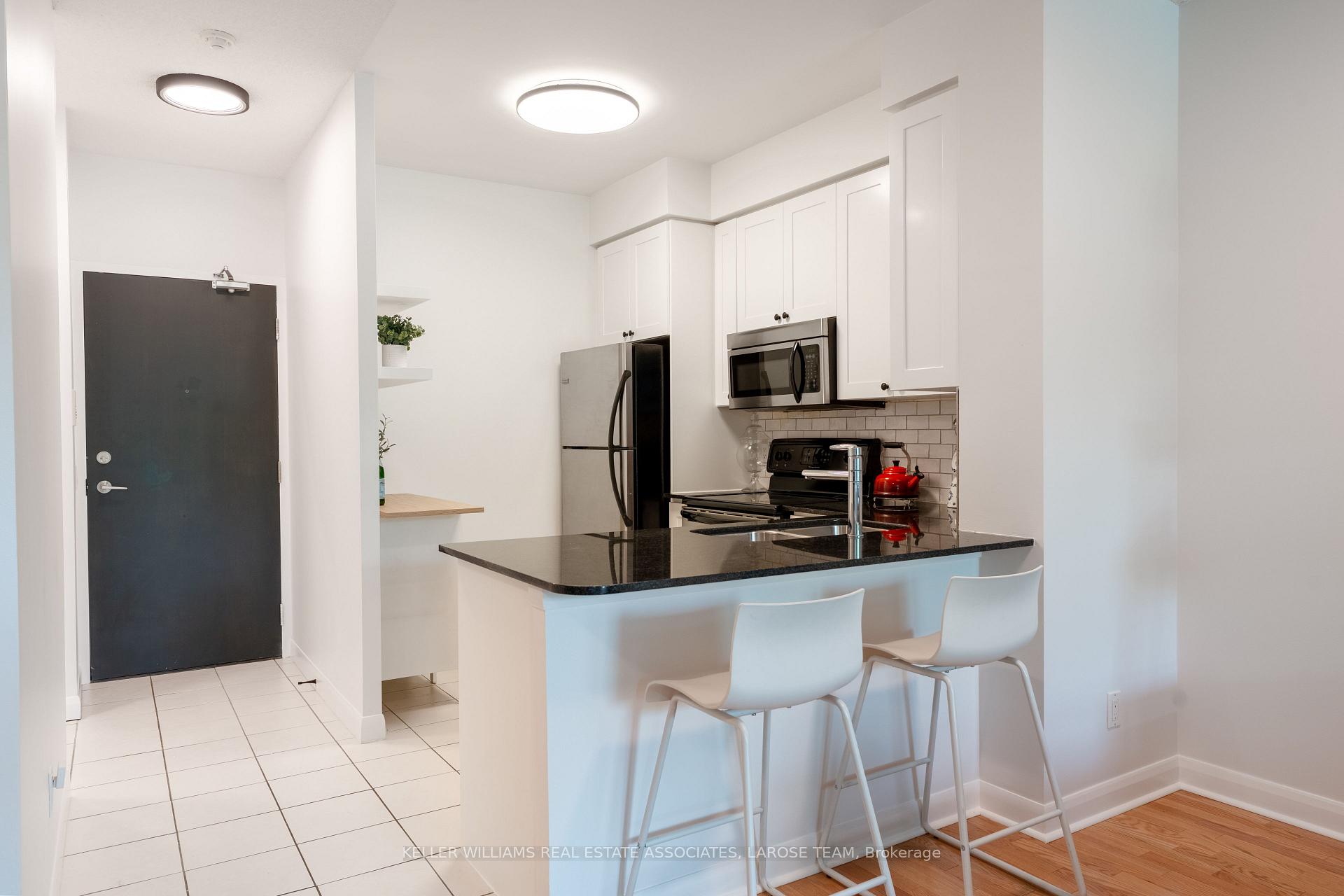 #102 - 225 Sherway Gardens Road, Toronto