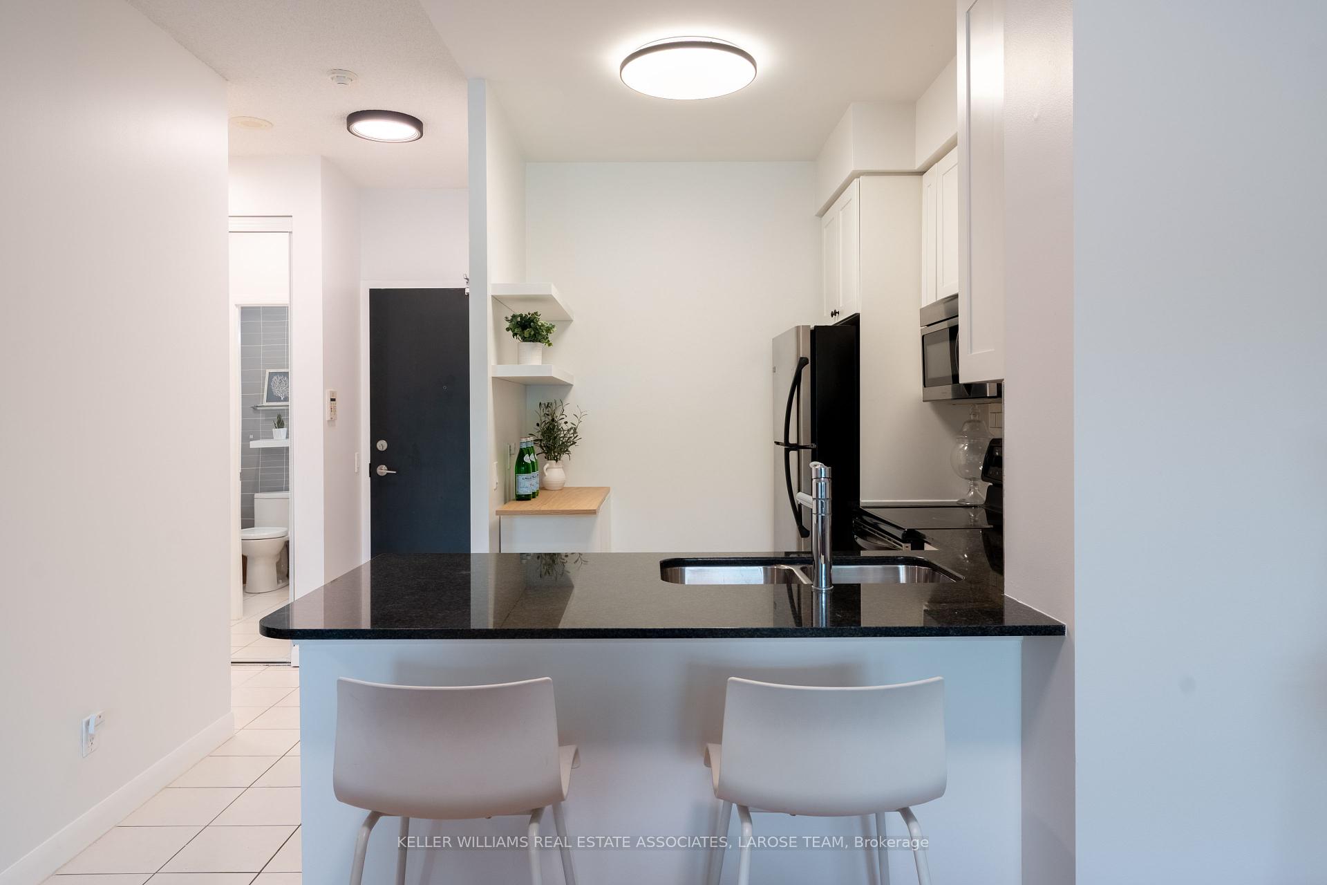 #102 - 225 Sherway Gardens Road, Toronto
