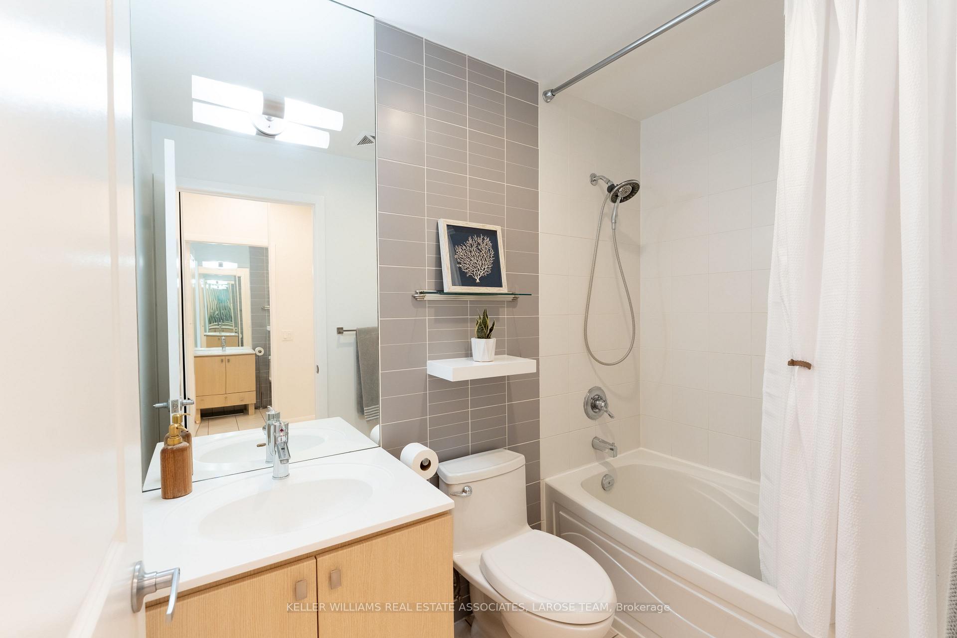 #102 - 225 Sherway Gardens Road, Toronto
