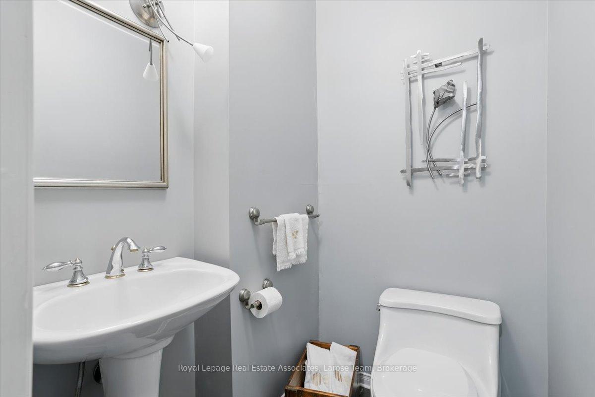 #16 - 1393 Royal York Road, Toronto Unit: 16