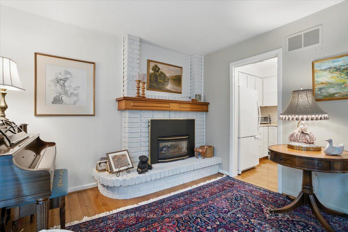 #16 - 1393 Royal York Road, Toronto Unit: 16