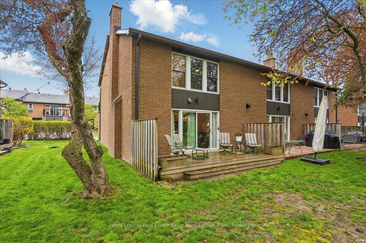 #16 - 1393 Royal York Road, Toronto Unit: 16
