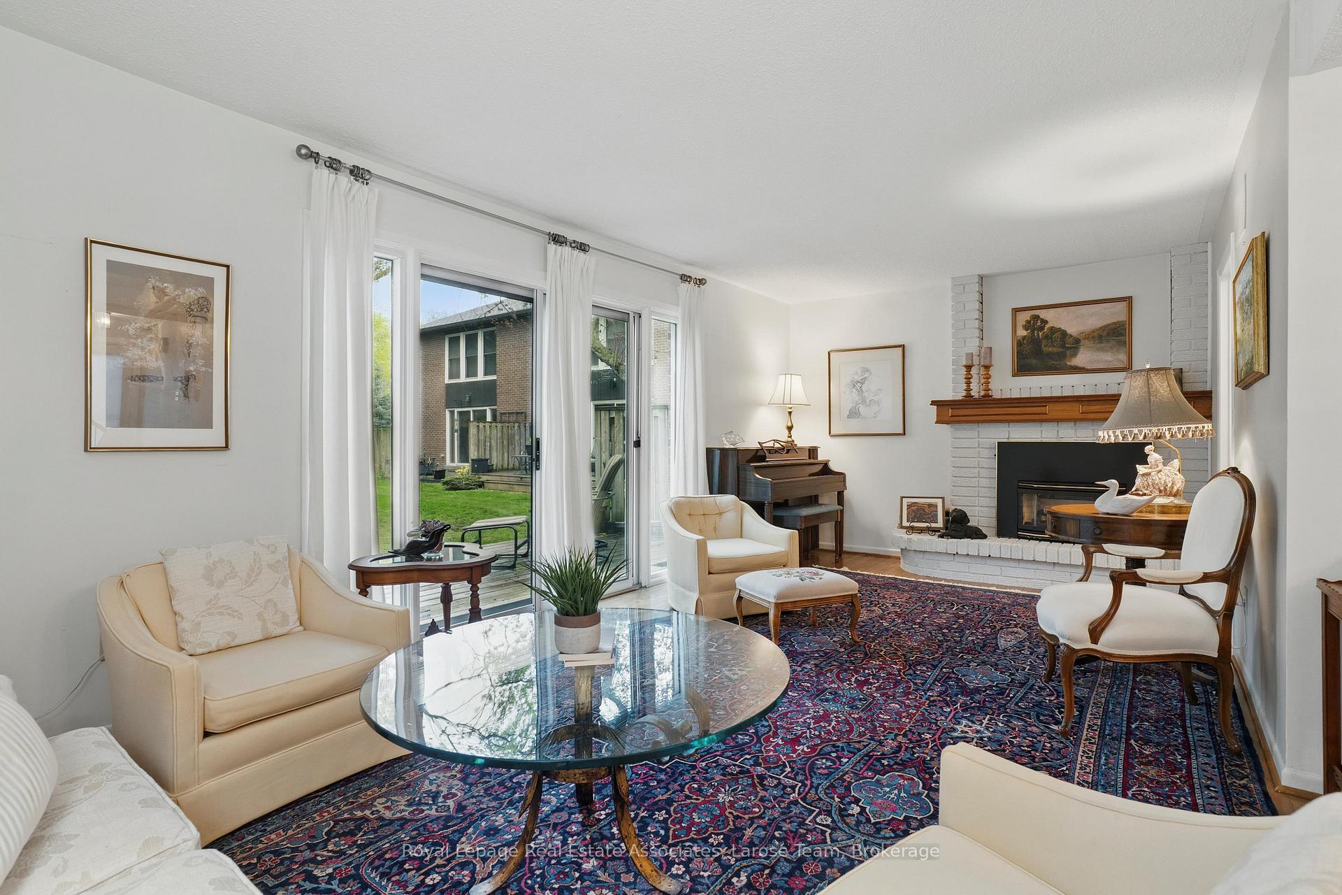 #16 - 1393 Royal York Road, Toronto Unit: 16