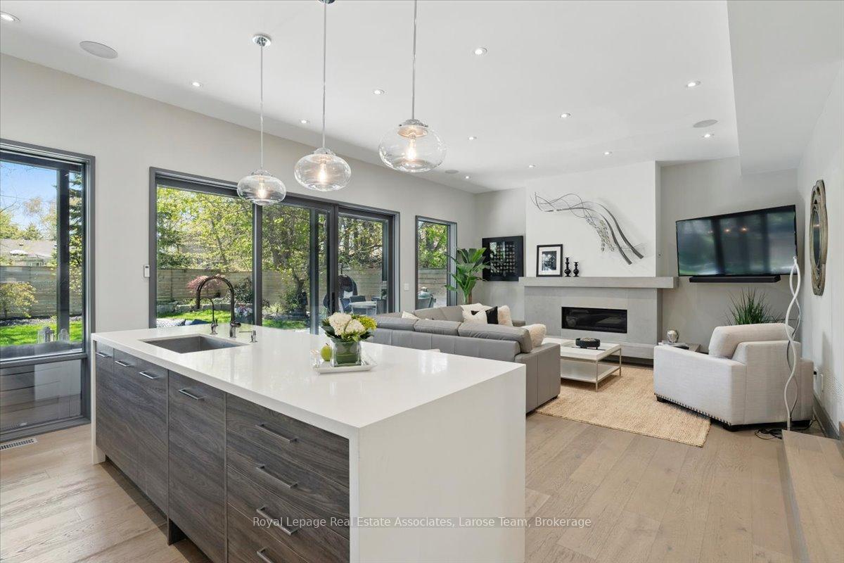 16 Maple Avenue