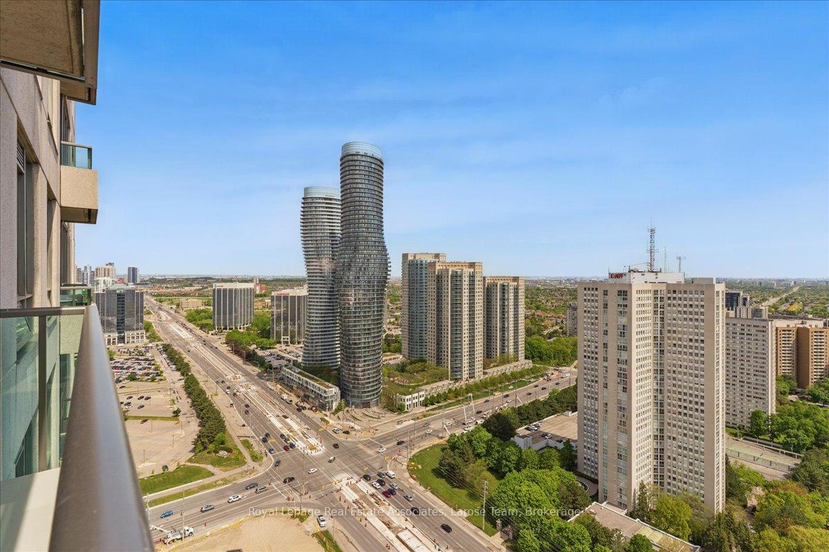 #3701 - 208 Enfield Place