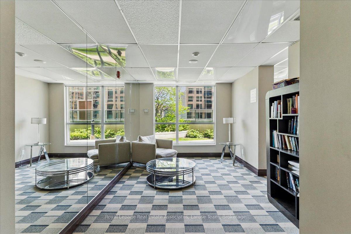 #3701 - 208 Enfield Place