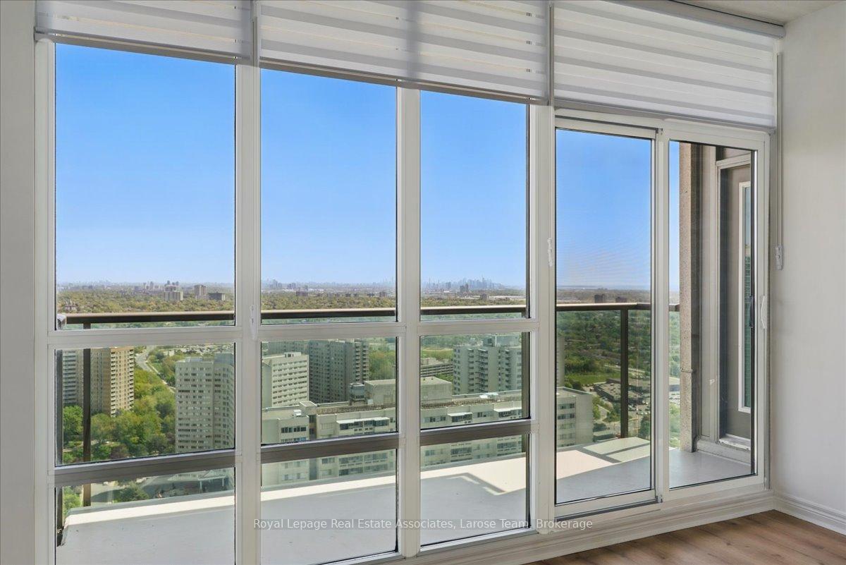 #3701 - 208 Enfield Place