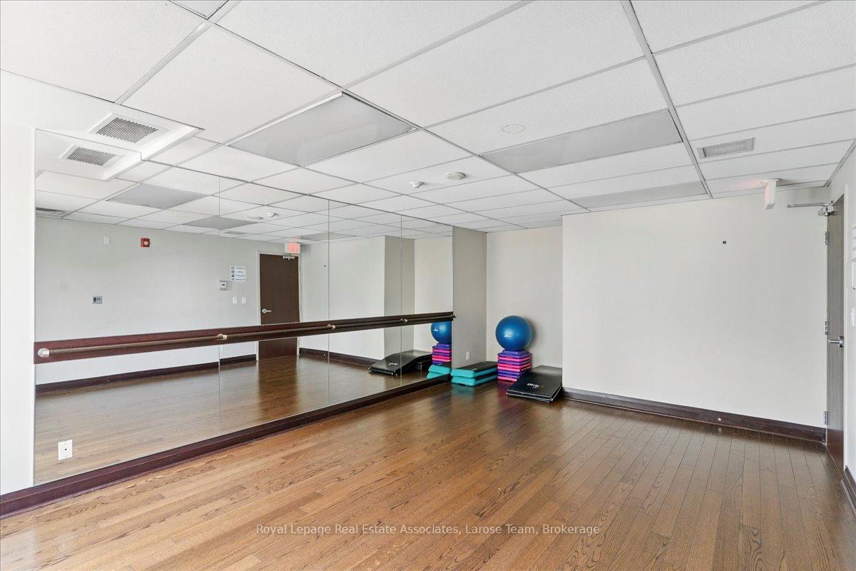 #3701 - 208 Enfield Place