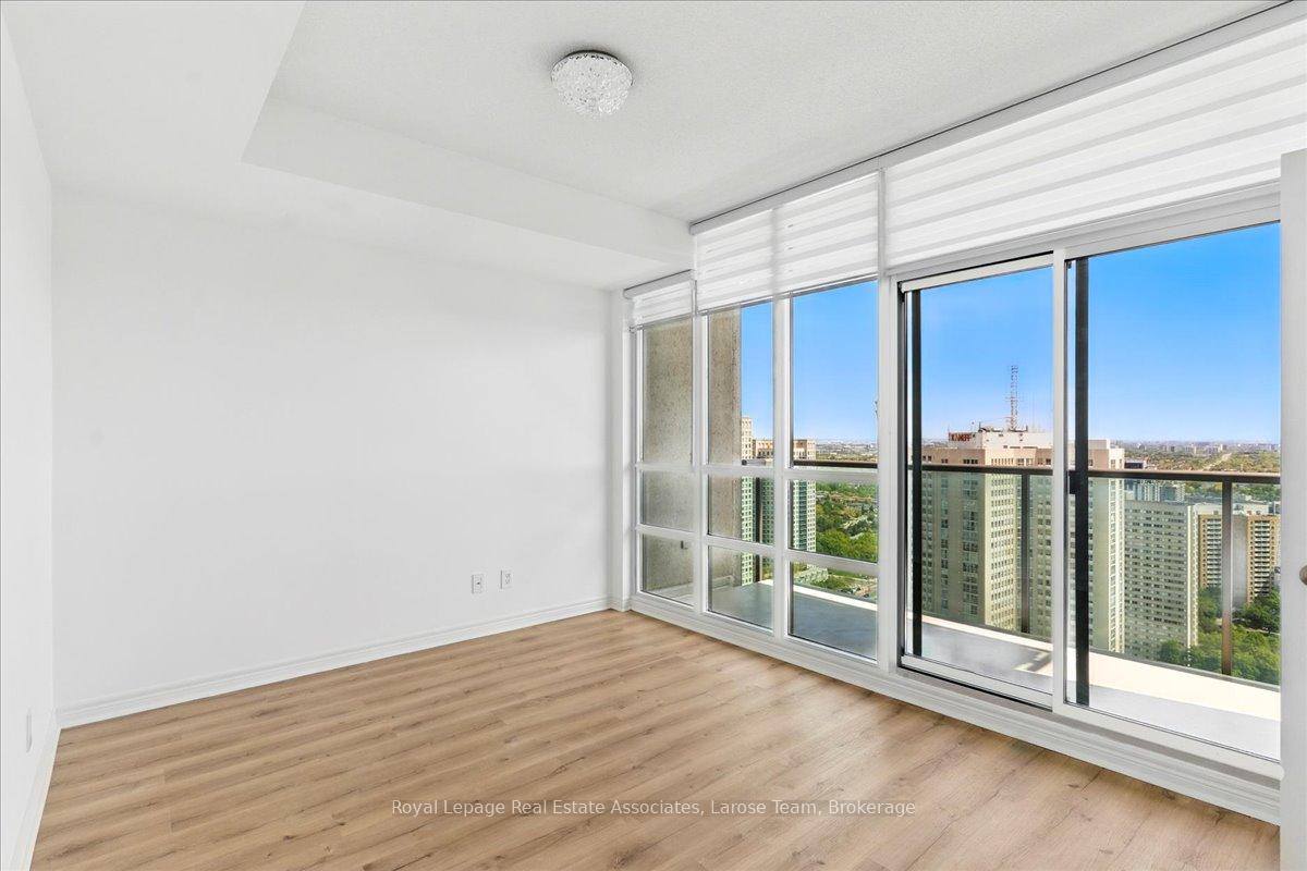 #3701 - 208 Enfield Place