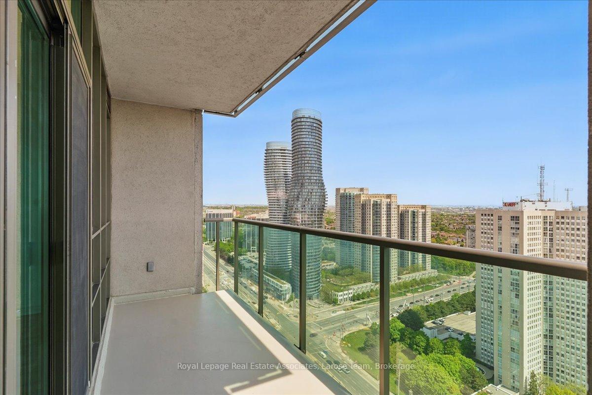 #3701 - 208 Enfield Place