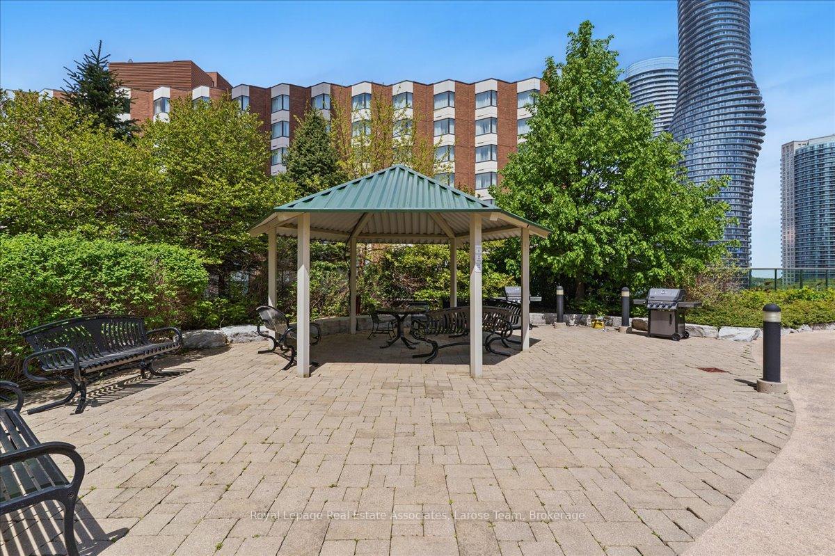 #3701 - 208 Enfield Place