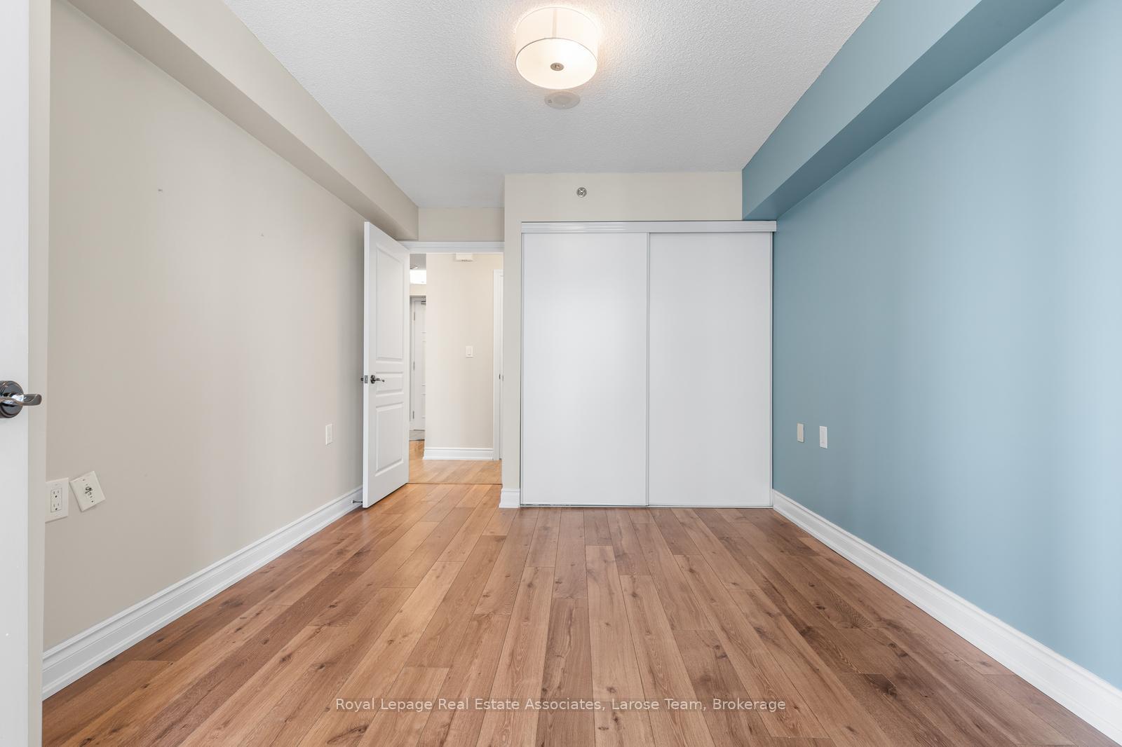 #809-3 Marine Parade Drive, Toronto