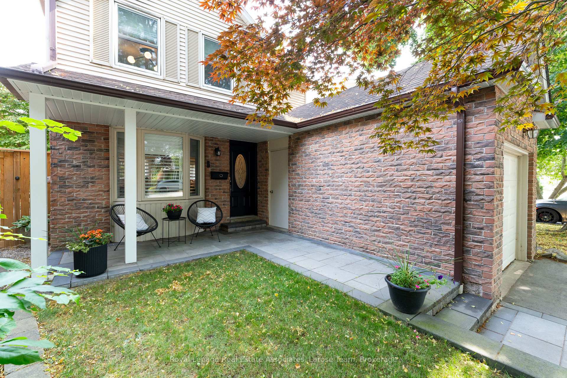 908 Sweetwater Crescent