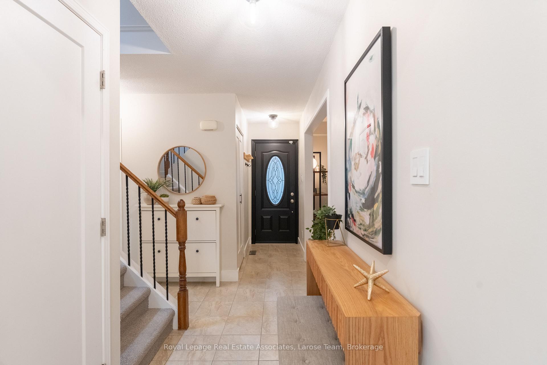 908 Sweetwater Crescent