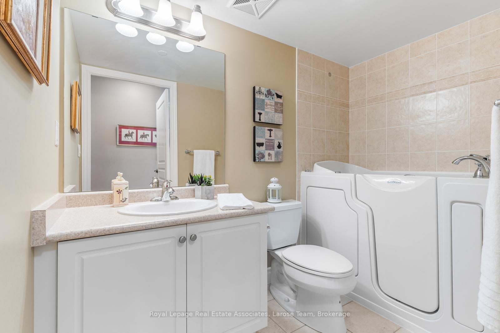 3 Marine Parade Drive 1606, Toronto W06 Unit: 1606