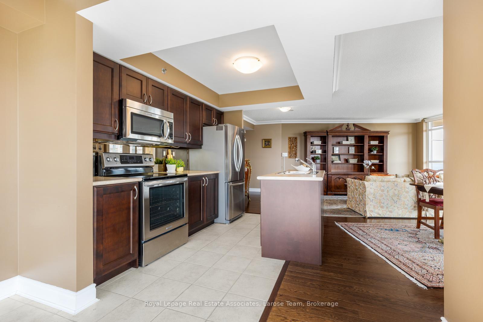 3 Marine Parade Drive 1607, Toronto W06 Unit: 1607