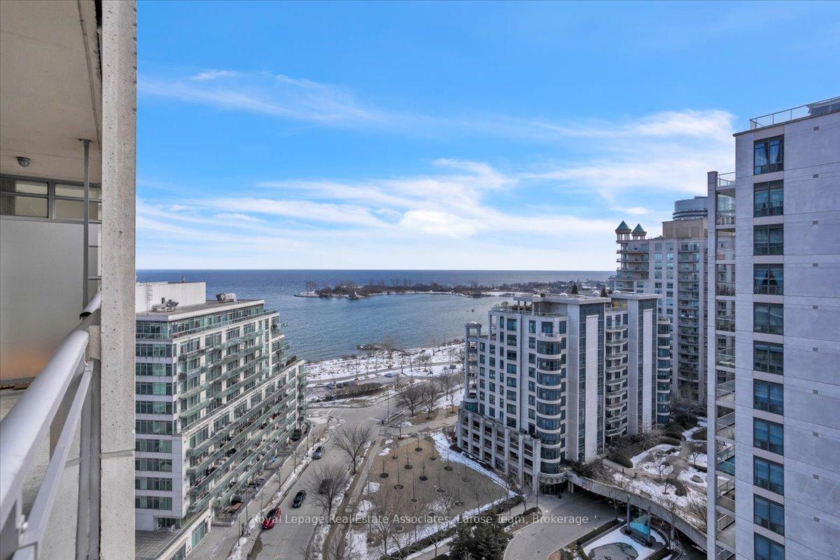 3 Marine Parade Drive 1706