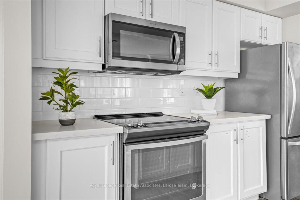 3 Marine Parade Drive 1706
