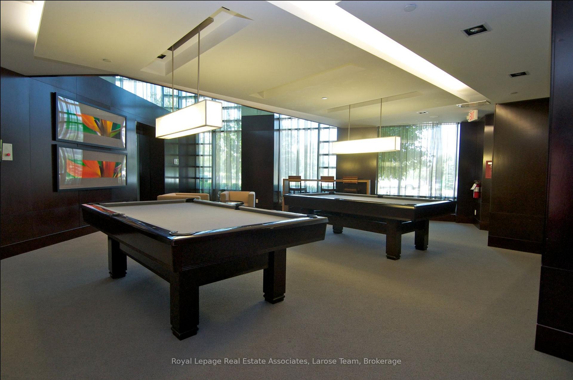 225 Sherway Gardens Road 102, Toronto W08 Unit: 102