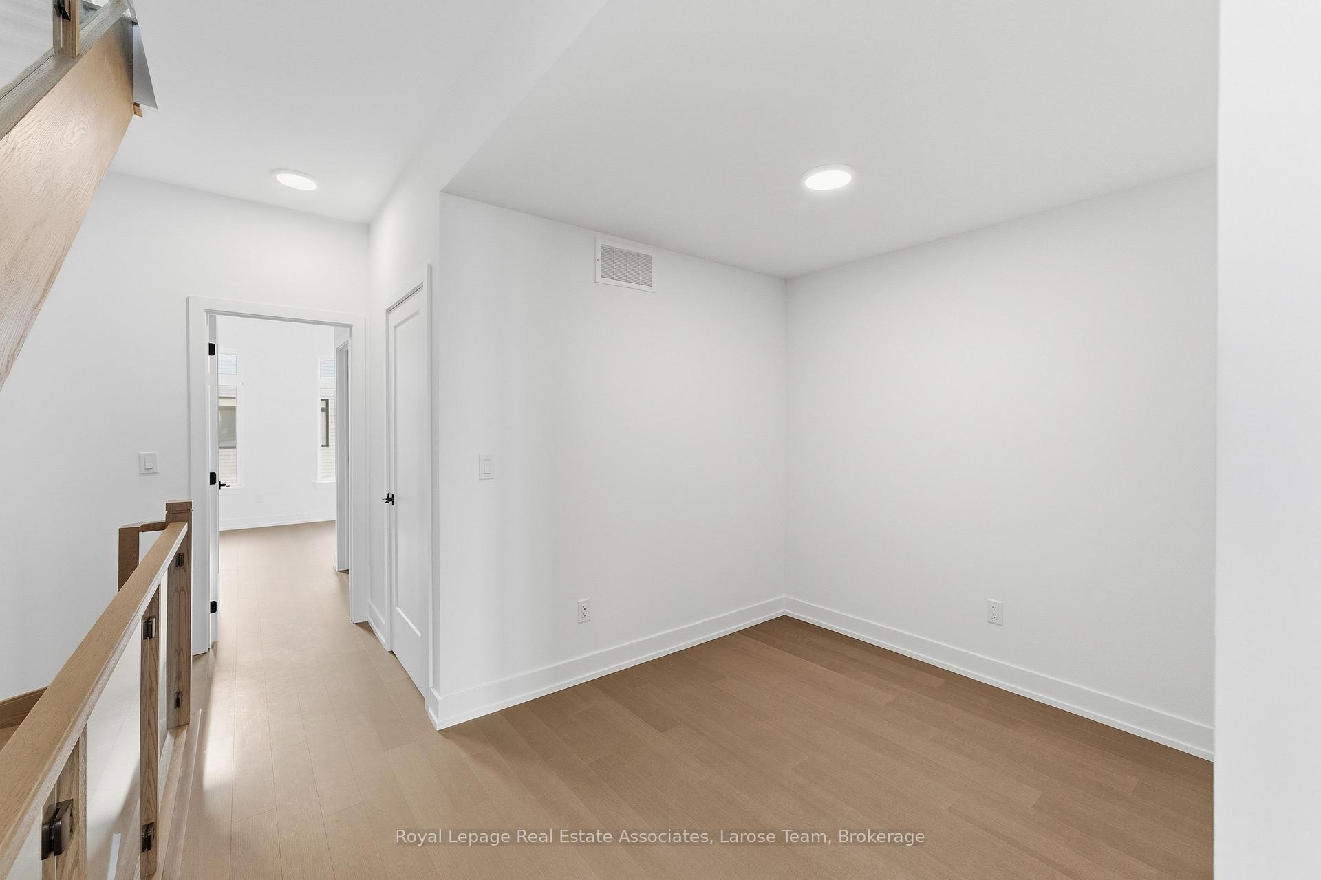 30 Lou Parsons Way 44, Mississauga Unit: 44