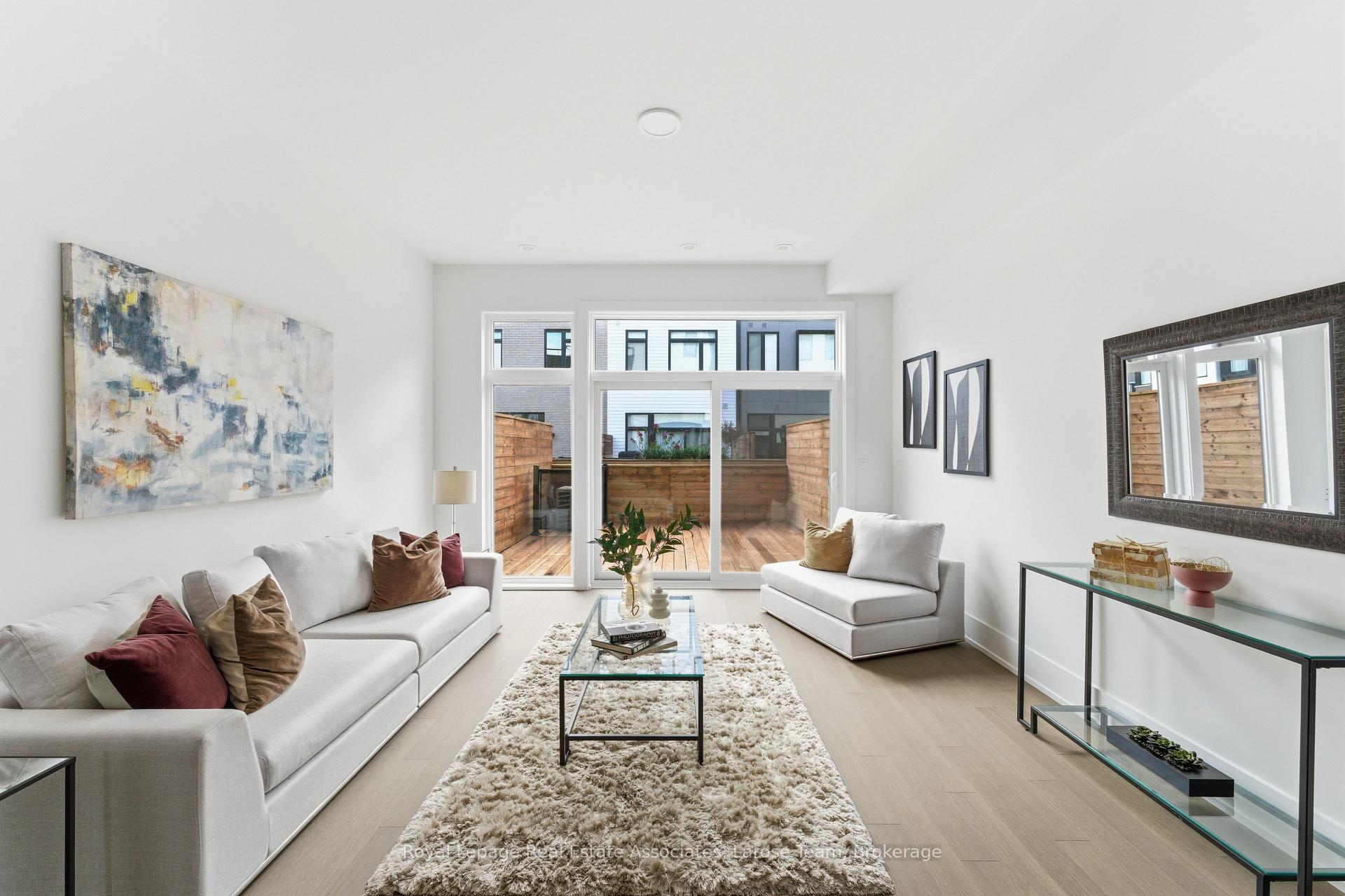 30 Lou Parsons Way 44, Mississauga Unit: 44