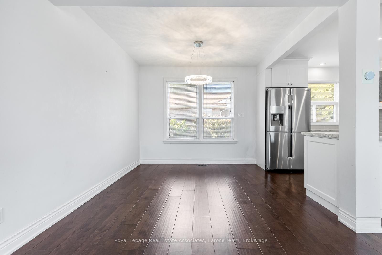 453 Brookside Drive Upper, Oakville Unit: Upper